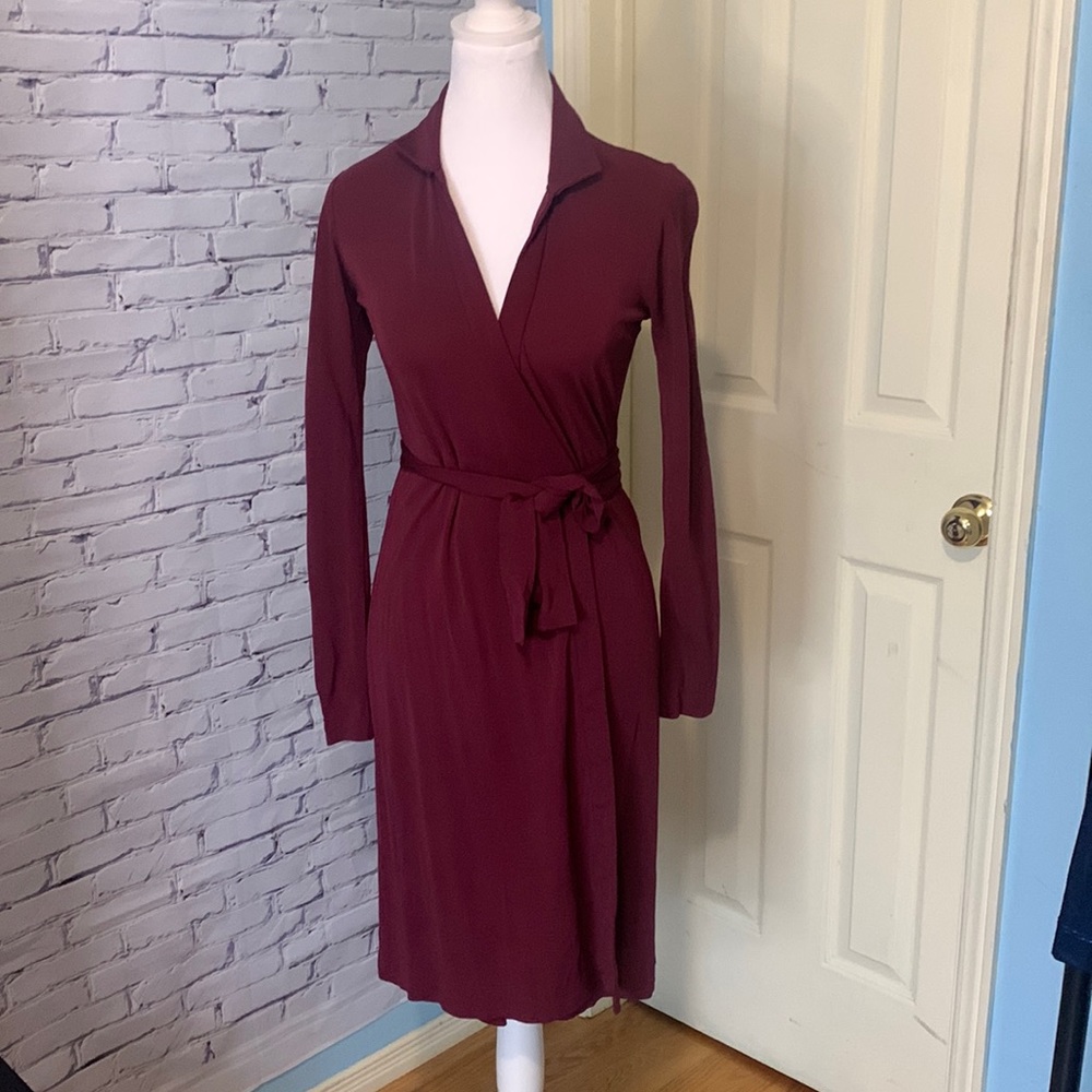 NWOT Babaton Wrap Dress